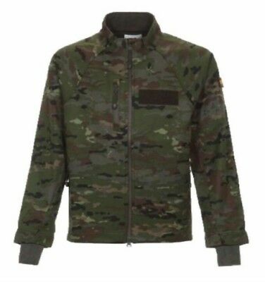 Chaqueta militar 2025 pixelada